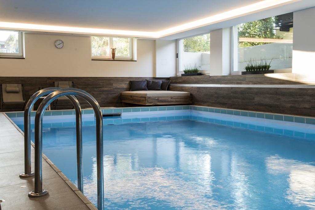 Hotel Garni Entstrasser Kitzbühel Buitenkant foto