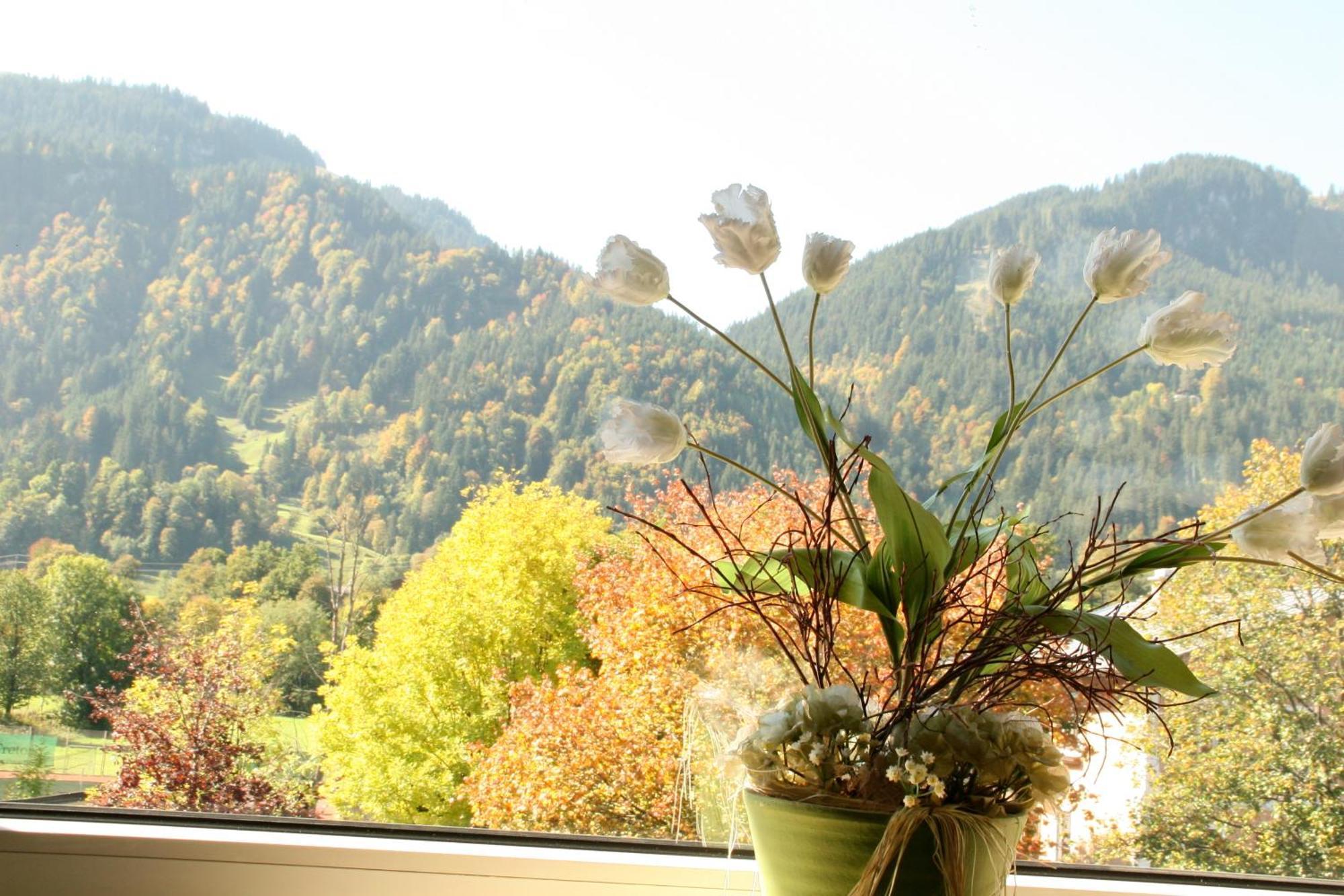 Hotel Garni Entstrasser Kitzbühel Buitenkant foto