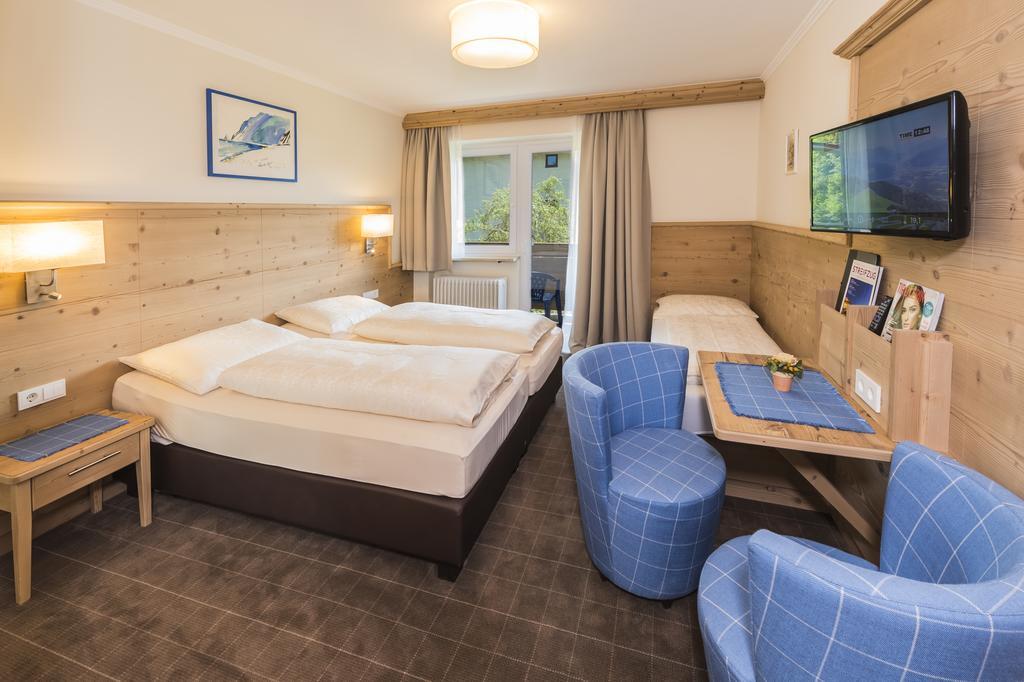 Hotel Garni Entstrasser Kitzbühel Buitenkant foto