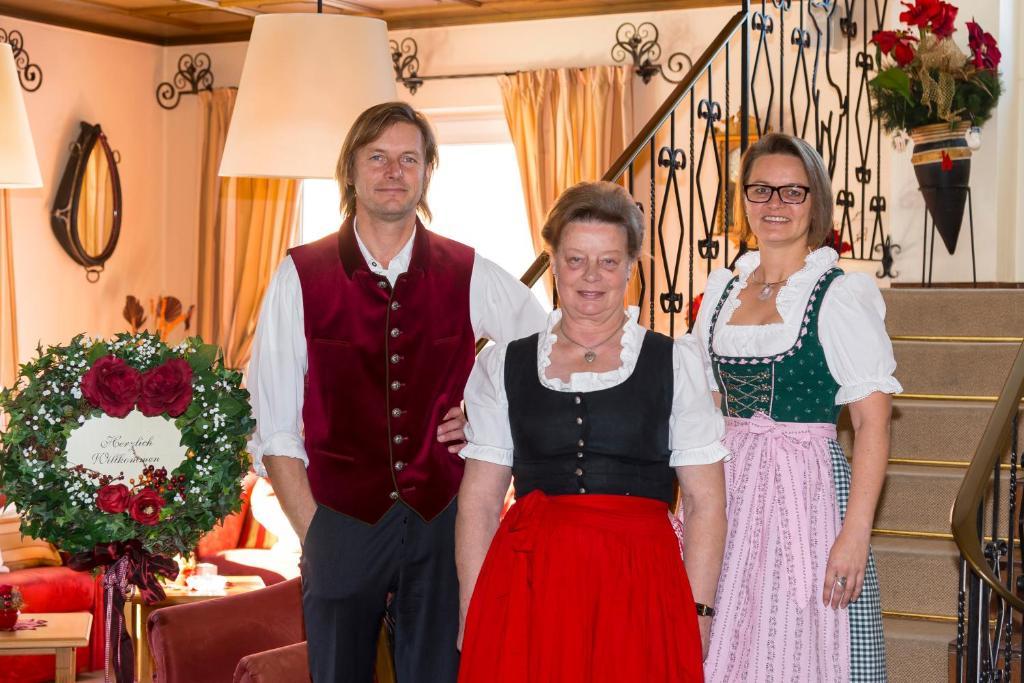 Hotel Garni Entstrasser Kitzbühel Buitenkant foto