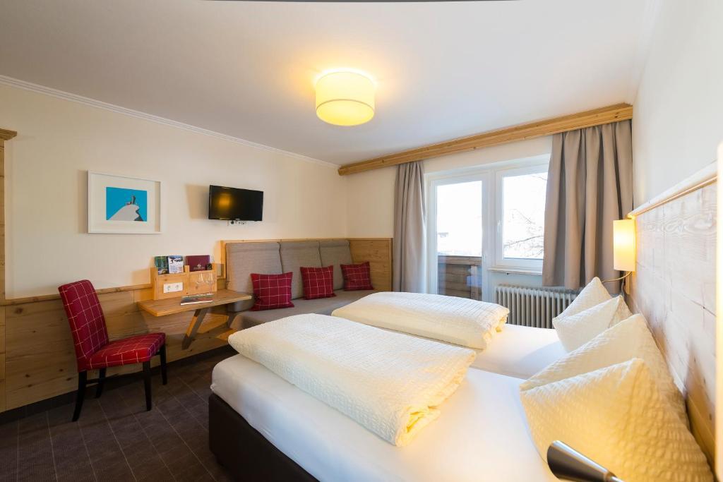 Hotel Garni Entstrasser Kitzbühel Kamer foto