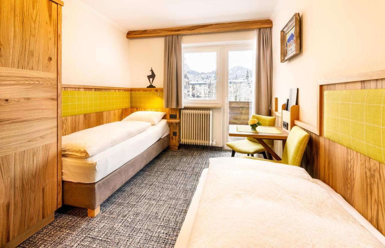 Hotel Garni Entstrasser Kitzbühel Buitenkant foto