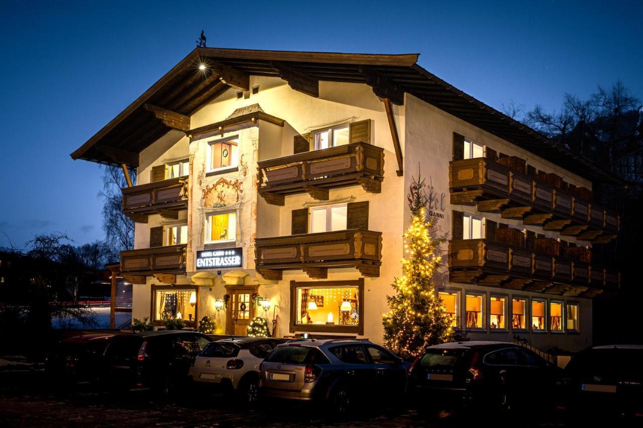 Hotel Garni Entstrasser Kitzbühel Buitenkant foto